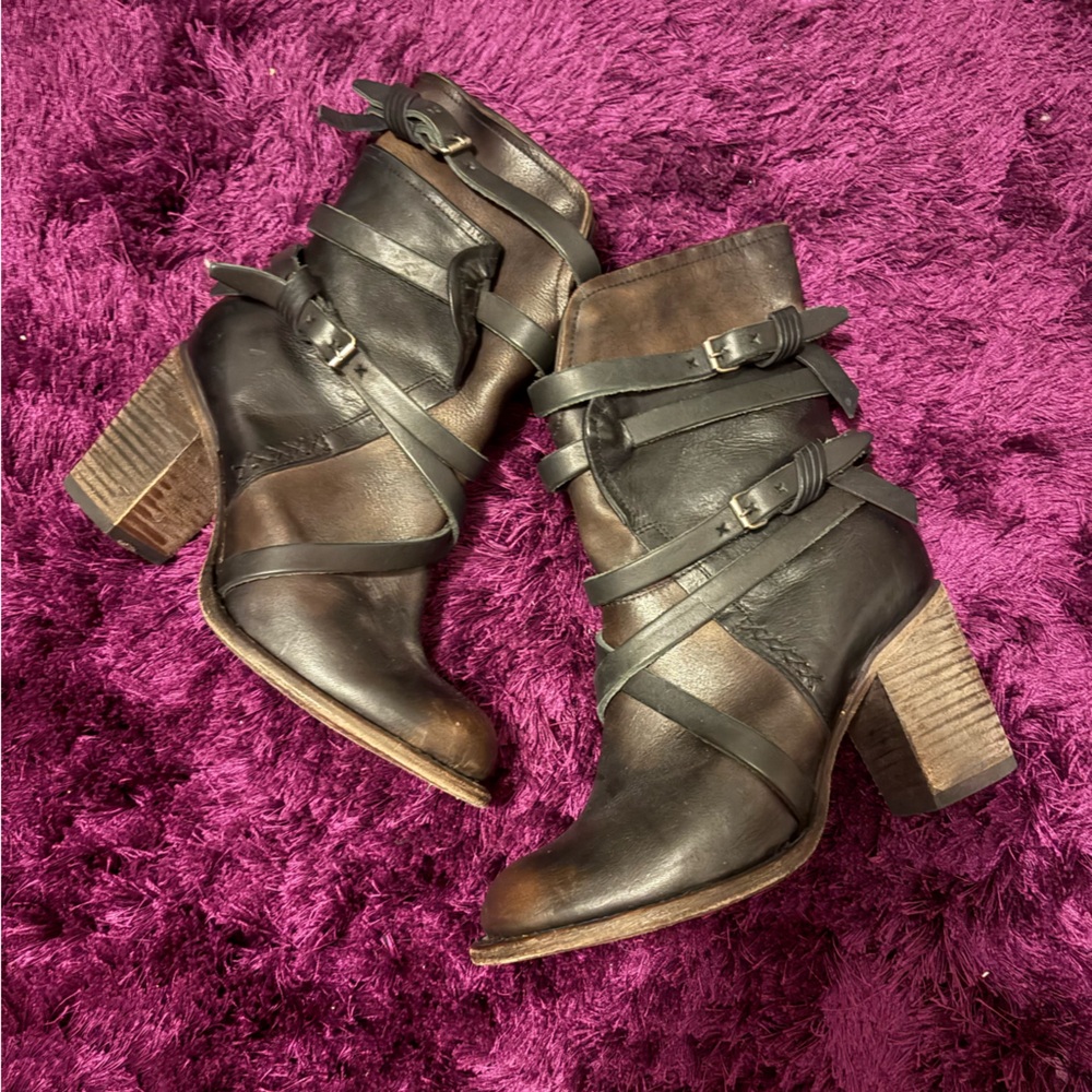 Freebird Baker Black and Brown Leather Buckle Ankle Boots